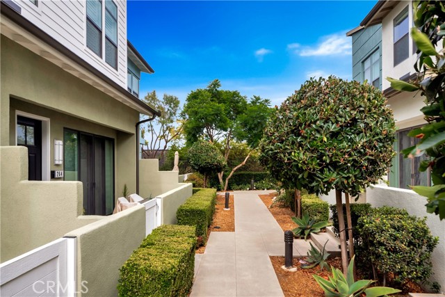 Detail Gallery Image 3 of 34 For 290 Alienta Ln, Rancho Mission Viejo,  CA 92694 - 2 Beds | 2/1 Baths