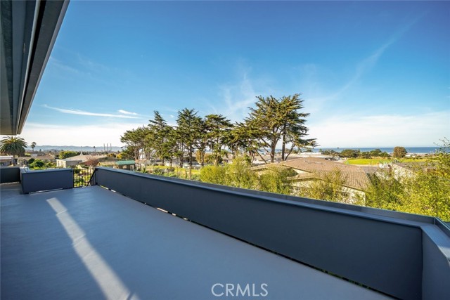 Detail Gallery Image 13 of 64 For 3020 Ironwood Avenue, Morro Bay,  CA 93442 - 4 Beds | 3/1 Baths