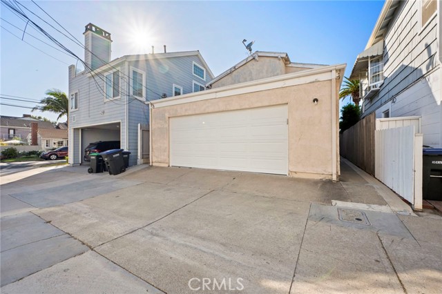 Detail Gallery Image 28 of 37 For 602 .5 Marguerite Ave #BACK,  Corona Del Mar,  CA 92625 - 3 Beds | 2/1 Baths