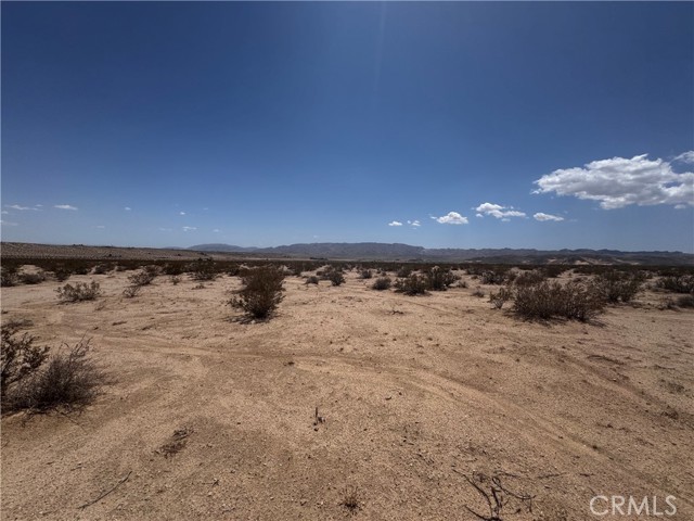 68203 Old Chisholm Trail, 29 Palms CA: https://media.crmls.org/medias/d6aa0bd9-7248-44e9-a7de-bea91349571b.jpg