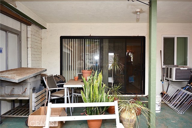 14504 Manecita Drive, La Mirada CA: https://media.crmls.org/medias/d6aabdca-d996-4b0a-aede-252ed8bae56b.jpg