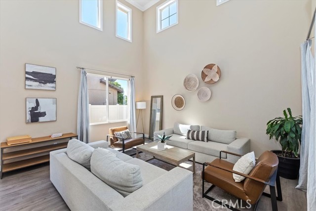 Detail Gallery Image 9 of 55 For 26273 Palm Tree Ln, Murrieta,  CA 92563 - 5 Beds | 3/1 Baths