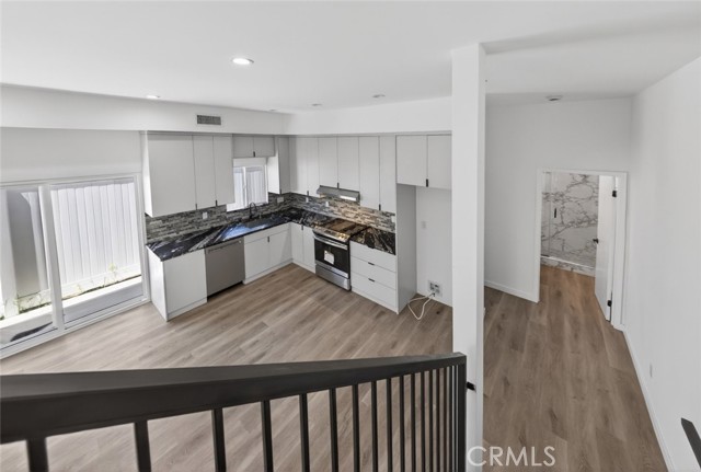 14827 Dearborn Street photo 32