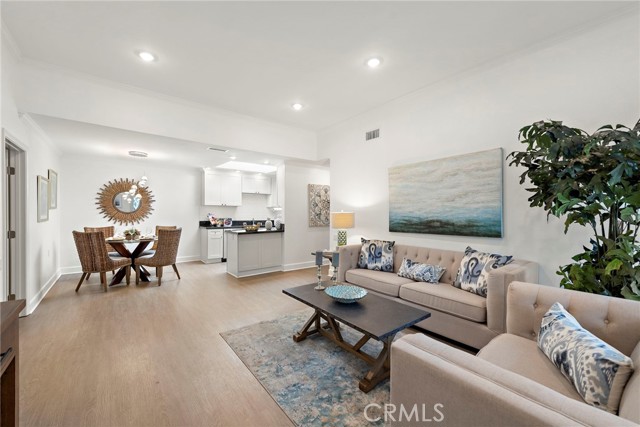 Detail Gallery Image 1 of 17 For 964 Calle Aragon #D,  Laguna Woods,  CA 92637 - 2 Beds | 1 Baths