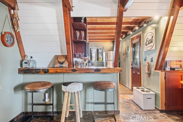 31427 Lightfoot Way, Running Springs, CA 92382