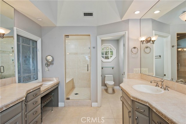 Detail Gallery Image 23 of 54 For 22757 Plummer St, Chatsworth,  CA 91311 - 3 Beds | 3 Baths
