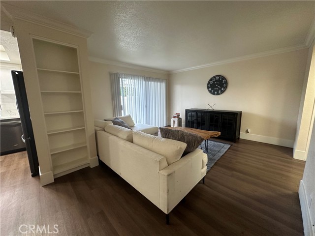 Detail Gallery Image 5 of 23 For 1025 Archibald Ave #E,  Ontario,  CA 91764 - 2 Beds | 2/1 Baths