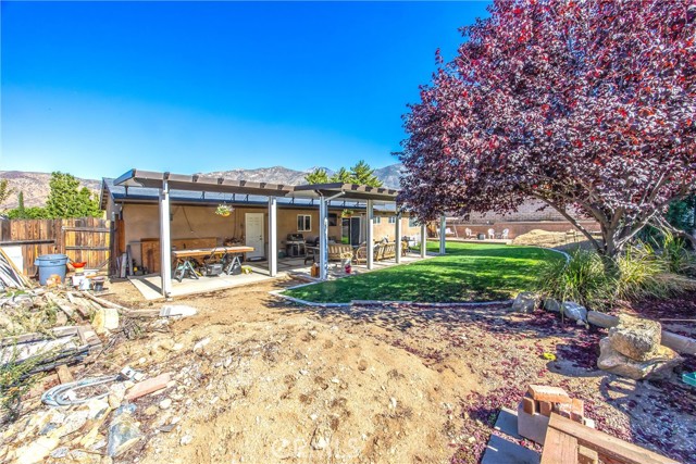 11336 Acropolis Drive, Yucaipa CA: https://media.crmls.org/medias/d6afbf07-69f0-43cc-a817-e508d501fee1.jpg