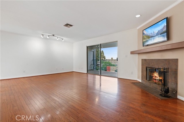 Detail Gallery Image 1 of 35 For 308 S Cabrillo Ave #2,  San Pedro,  CA 90731 - 2 Beds | 2/1 Baths