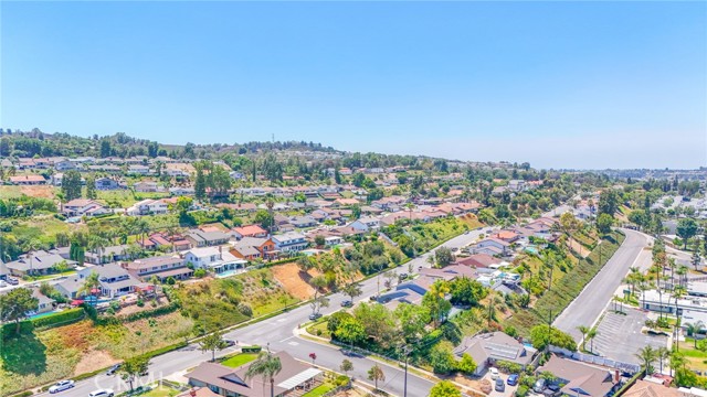 511 Gwynwood Avenue, La Habra CA: https://media.crmls.org/medias/d6b03ef1-866e-40fd-b549-4aa43d1e3d22.jpg