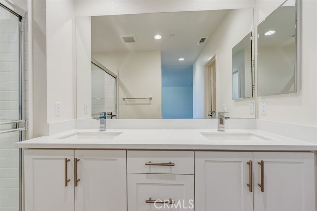 13119 Lancaster Street, Hesperia CA: https://media.crmls.org/medias/d6b090e7-91bb-4443-af91-abf8444b2b6b.jpg