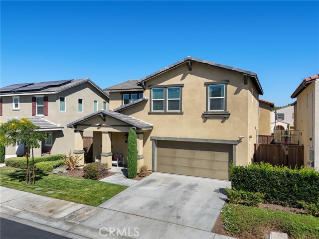 825 Sweetbay Lane, Los Angeles CA: https://media.crmls.org/medias/d6b0b12c-9635-4864-bc76-4f656e0582e7.jpg