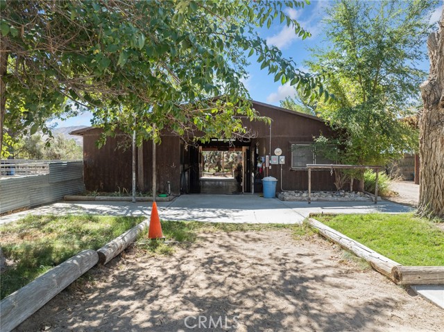 19976 Cornelian, Apple Valley CA: https://media.crmls.org/medias/d6b10420-6fe7-44de-b478-e0bccb818fed.jpg