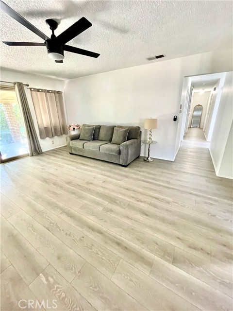 Detail Gallery Image 11 of 30 For 13842 Olive St, Baldwin Park,  CA 91706 - 4 Beds | 2 Baths