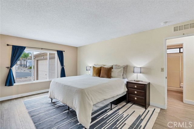 Detail Gallery Image 9 of 19 For 24800 Cornstalk Rd., Wildomar,  CA 92595 - 3 Beds | 2 Baths