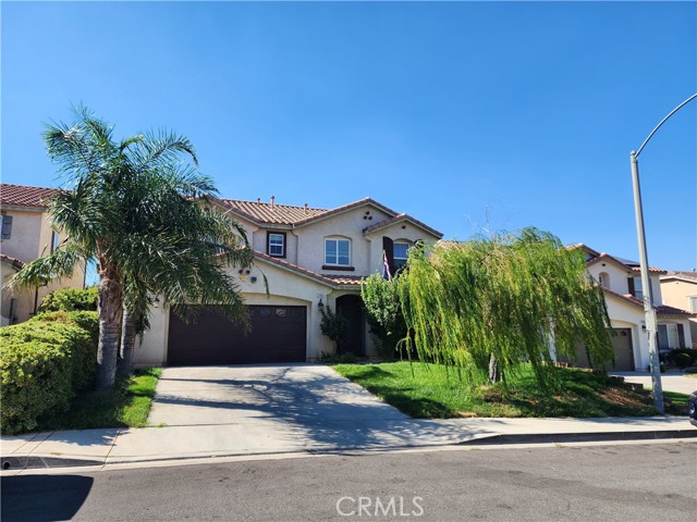 Detail Gallery Image 1 of 33 For 37461 Limelight Way, Palmdale,  CA 93551 - 4 Beds | 3 Baths