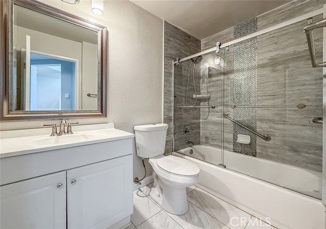 462 Cremona Way, Oak Park CA: https://media.crmls.org/medias/d6b1fa0e-3348-41eb-8ab0-ebdaba1e7b40.jpg