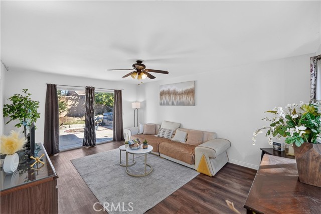 18807 Elizondo Street photo 7