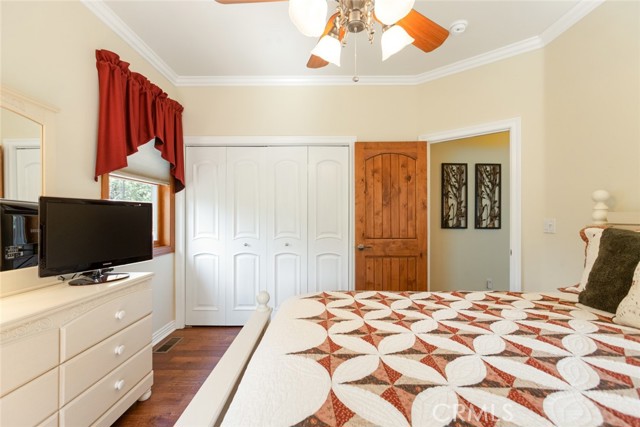 Detail Gallery Image 29 of 65 For 18 Fredalba Rd, Running Springs,  CA 92382 - 3 Beds | 2/1 Baths