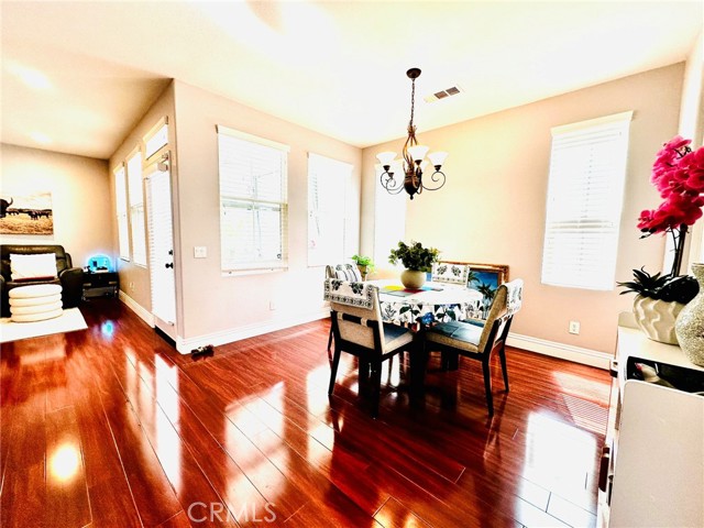 Detail Gallery Image 16 of 63 For 31891 Domenoe Way, Temecula,  CA 92592 - 3 Beds | 2/1 Baths