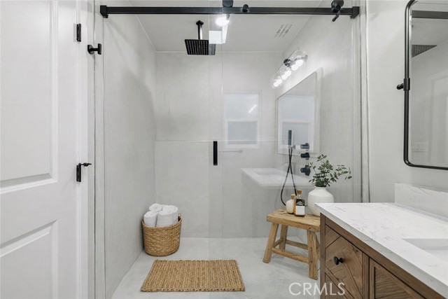 Detail Gallery Image 17 of 38 For 10557 Reseda, Porter Ranch,  CA 91326 - 5 Beds | 3 Baths