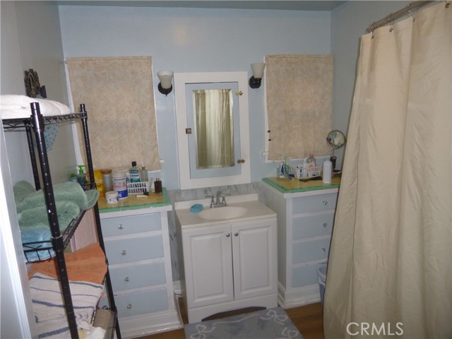 Detail Gallery Image 13 of 27 For 579 16th, San Bernardino,  CA 92405 - 3 Beds | 1/1 Baths