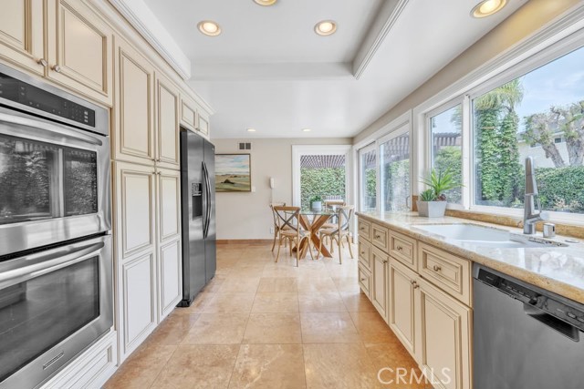 Detail Gallery Image 11 of 40 For 4332 Candleberry Avenue, Seal Beach,  CA 90740 - 3 Beds | 2/1 Baths