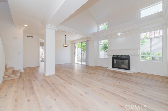 Detail Gallery Image 4 of 32 For 23 Cormorant Cir, Newport Beach,  CA 92660 - 3 Beds | 2/1 Baths