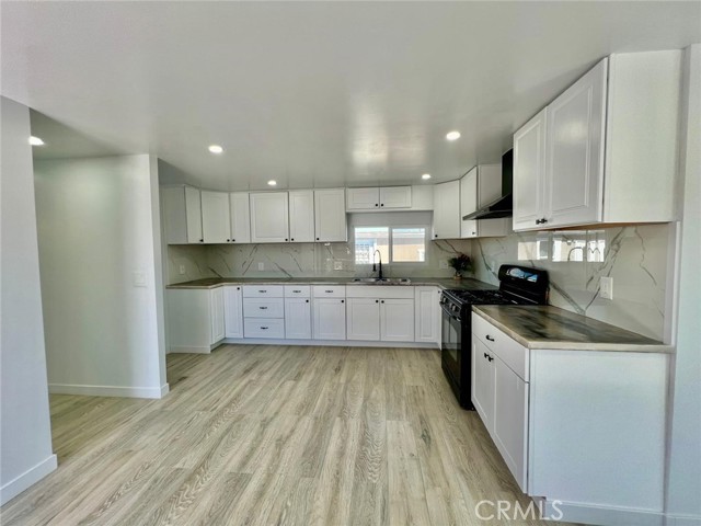 Detail Gallery Image 5 of 18 For 6150 E Ave #4,  Palmdale,  CA 93552 - 3 Beds | 2 Baths