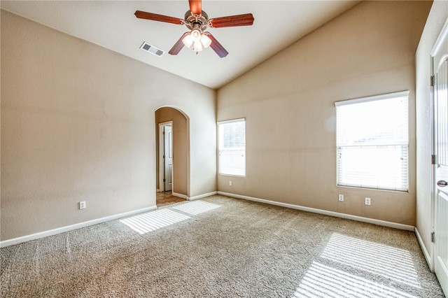 Detail Gallery Image 11 of 17 For 1203 N Kaplan Pl, Hanford,  CA 93230 - 4 Beds | 2 Baths