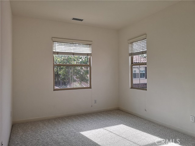 27 Larkfield, Irvine CA: https://media.crmls.org/medias/d6b67bee-45f3-48b9-aaf9-53bb340000e6.jpg