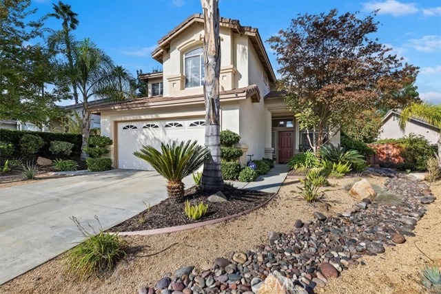 31710 Corte Esparza, Temecula CA: https://media.crmls.org/medias/d6b6aaec-fd4d-4b20-b9be-5f22b34272dc.jpg