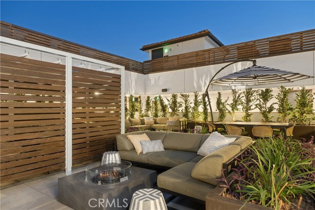 Detail Gallery Image 27 of 34 For 1333 S Orange Grove Ave #109,  Los Angeles,  CA 90019 - 2 Beds | 2 Baths