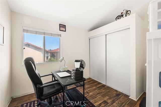 Detail Gallery Image 12 of 20 For 15424 Tobarra, Fontana,  CA 92337 - 3 Beds | 2/1 Baths