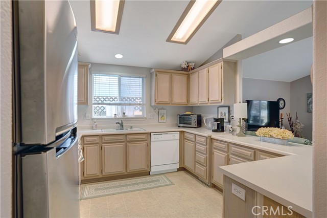 27250 Murrieta Road, Menifee CA: https://media.crmls.org/medias/d6b91809-6f66-4626-bda1-1c8b75a0f19f.jpg