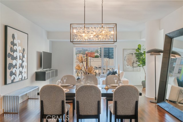 Detail Gallery Image 7 of 25 For 6250 Hollywood Blvd 7g,  Hollywood,  CA 90028 - 2 Beds | 3 Baths