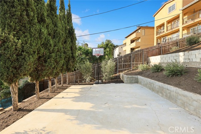 1871 Heidleman Road, Los Angeles CA: https://media.crmls.org/medias/d6b9c5cd-a3a8-46ac-abf3-6a5ce94deb67.jpg