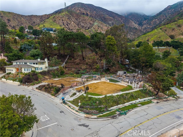 3304 Rubio Crest Drive, Altadena CA: https://media.crmls.org/medias/d6ba14b5-2848-4294-b150-7b83c138b96c.jpg