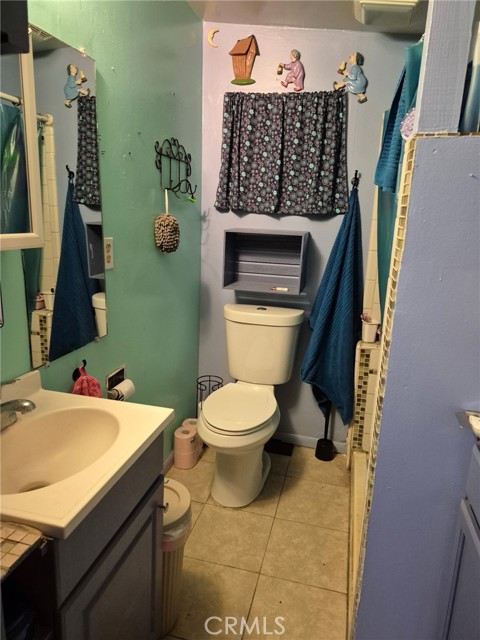 Detail Gallery Image 10 of 10 For 4010 Witt, Riverside,  CA 92501 - 2 Beds | 2 Baths