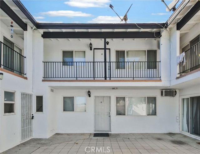 1425 W Stoneridge Court, Ontario CA: https://media.crmls.org/medias/d6ba6d3f-584a-453d-8984-1e71a7dfae6f.jpg