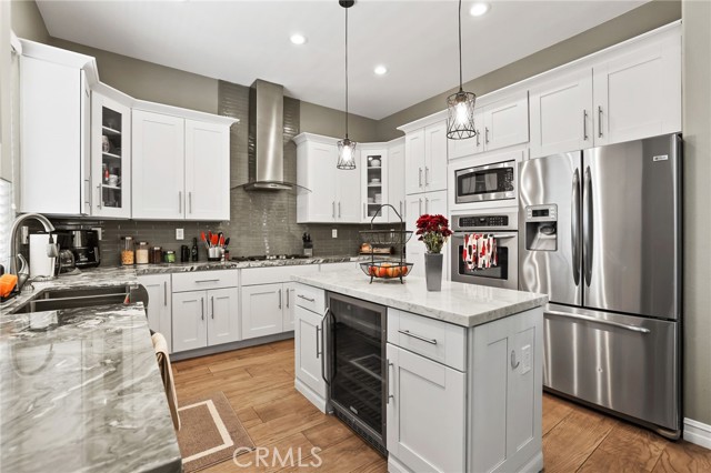 Image 16 of 53 For 22701 Foxridge