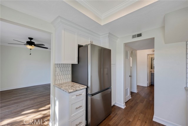 Detail Gallery Image 14 of 70 For 6723 Palamino Cir, Yorba Linda,  CA 92886 - 3 Beds | 1/1 Baths