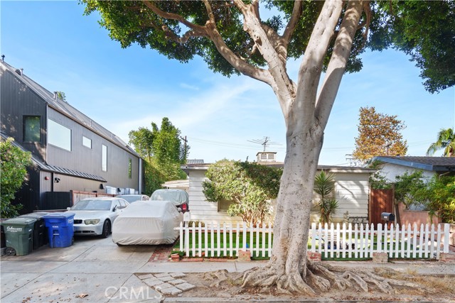 Detail Gallery Image 7 of 10 For 8891 Carson St, Culver City,  CA 90232 - 4 Beds | 3 Baths