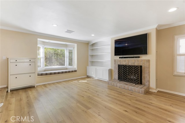 Detail Gallery Image 9 of 43 For 12829 Landale St, Studio City,  CA 91604 - 3 Beds | 2 Baths