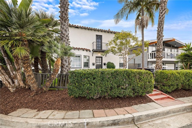 147 Avenida Rosa, San Clemente CA: https://media.crmls.org/medias/d6bde94d-70fc-46fe-b1af-85f7da785e46.jpg