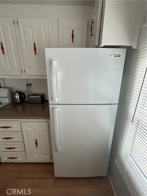 Detail Gallery Image 9 of 28 For 525 Gilbert St #115,  Anaheim,  CA 92801 - 1 Beds | 1 Baths