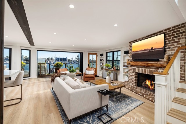 5903 E Corso Di Napoli, Long Beach CA: https://media.crmls.org/medias/d6be6318-ba1a-46d8-8782-8ba7a3ebb2de.jpg