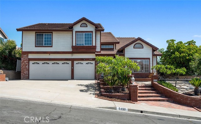 Detail Gallery Image 1 of 48 For 5490 Camino Vista, Yorba Linda,  CA 92887 - 5 Beds | 3 Baths