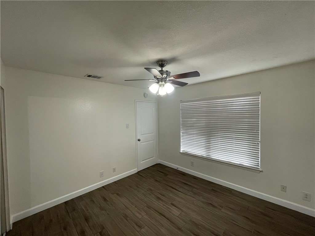 Detail Gallery Image 10 of 23 For 10655 Lemon Ave #204,  Rancho Cucamonga,  CA 91737 - 3 Beds | 2 Baths