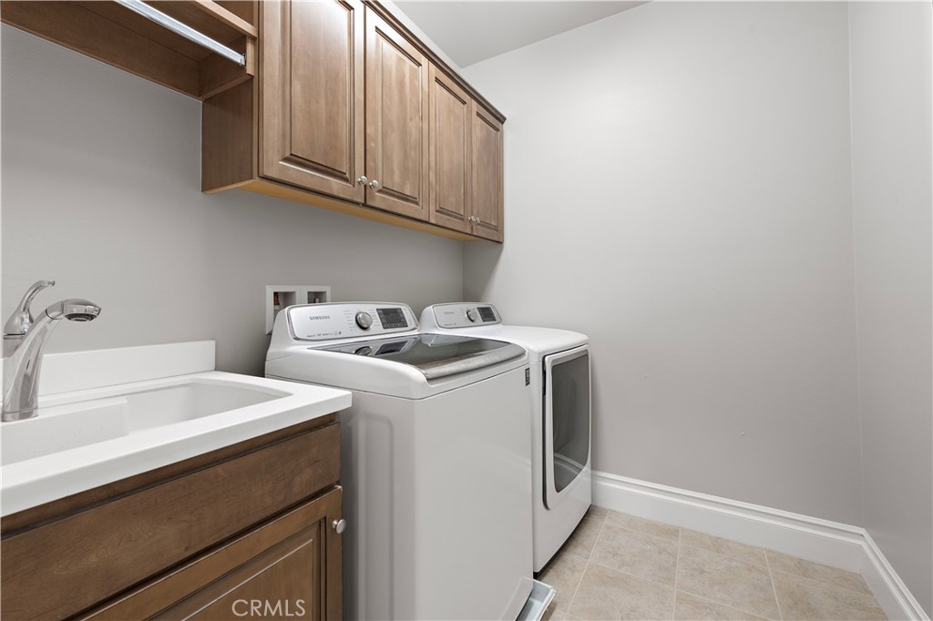 D6bfc986 346f 4f50 83b6 6c9f4b4f2c16